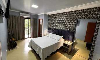 Imagem 6: Sobrado à Venda, com 366m2, 3 Quartos, 3 Suítes, Área Gourmet, 4 Vagas, Parque das Nações