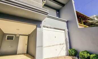 Imagem 2: Casa Sobrado semimobiliada 4 dormitórios, suíte, closet, sótão, lareira, churrasqueira, pi