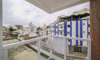 Imagem 2: Quarto e sala novinho, com varanda e vaga para venda