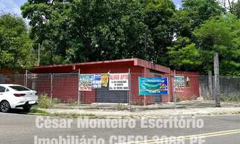 Imagem: Flores - Terreno de Esquina com Ponto Comercial