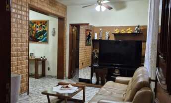 Imagem 2: Vendo casa no centro com 3 quartos, área de lazer e piscina