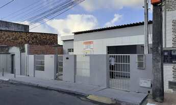 Imagem 2: Imóvel Comercial para Venda em Simões Filho, CIA I, 1 dormitório, 2 banheiros