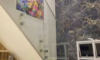 Imagem 2: Linda cobertura 132m2, mobiliada, gourmet com churrasqueira vista livre serra da mantiquei