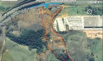 Imagem 6: Área industrial com 700m de frente para a Rodovia Castelo Branco, com 212.000m2, Itu - SP