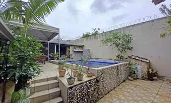 Imagem 6: Sobrado comercial e residencial com estrutura montada para escritórios, clínicas médicas e