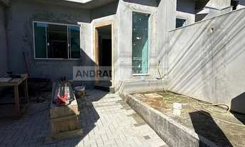 Imagem: Casa geminada á venda no bairro Santa Regina