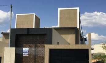 Imagem: Vende-se Casa (nova) - Acabamento Fino