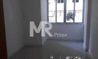 Imagem 2: Excelente apartamento no Arpoador, totalmente reformado por arquiteto!