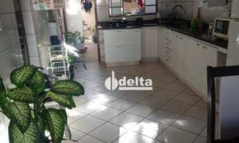 Imagem 5: Casa com 3 dormitórios à venda, 90 m² por R$ 250.000,00 - Santa Luzia - Uberlândia/MG