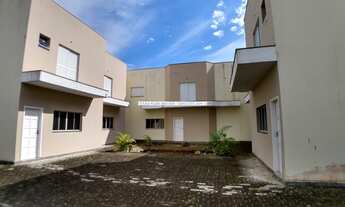 Imagem 5: Sobrados com 2 suítes, 3 banheiros e quintal no Pontal de Santa Marina - Caraguatatuba/SP