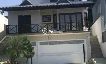 Imagem 2: Casa à venda no bairro Parque Residencial Itapeti - 4 dormitórios (3 suítes), piscina e ch