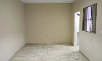 Imagem: Casa com 1 Dormitório e 1 Vaga de Garagem