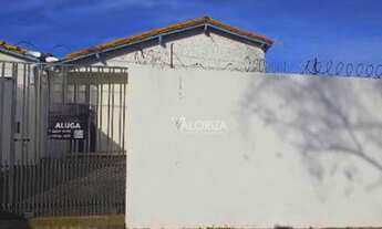 Imagem: Casa com 3 dormitórios para alugar, Vila