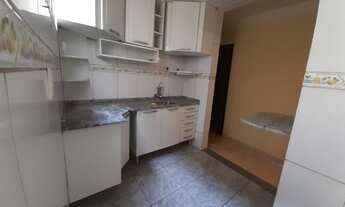 Imagem 2: Apto 3 qts, todo reformado, 1 vaga de garagem coberta. Oportunidade. 113 Mil Financiado