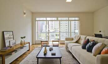 Imagem 1: Perfeito apartamento de 178m2 com 3 dormitórios, sendo 1 com suíte, 1 banheiro e 2 vagas à