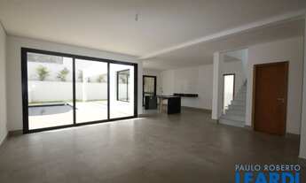 Imagem 3: CASA EM CONDOMÍNIO - TAMBORÉ - SP