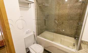 Imagem 6: Flat na charmosa Al. Lorena o Quality Hotel Paulista no pool para investimento