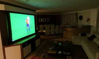 Imagem 3: Apartamento no bairro de Santa Teresinha com quatro quartos (3 suítes) e 4 vagas