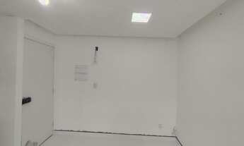 Imagem 3: Apartamento para aluguel possui 42 metros quadrados com 2 quartos em Lírio do Vale - Manau