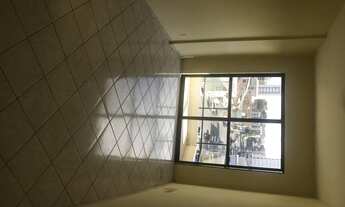 Imagem 2: Apto de bom tamanho de 01 quarto na Praia Campista. R$ 1.300,00 com condomínio e IPTU incl