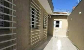 Imagem 6: Casa térrea com 3 dormitórios e 4 vagas no Jardim Samambaia