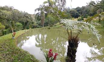 Imagem 7: Chácara com área de lazer completa para a família, em Campo Largo, Paraná