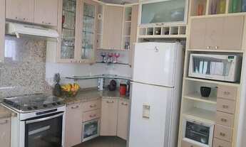 Imagem 6: Casa para venda- Suíte com Banheira e Piscina cond Nova Paulista