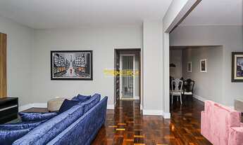 Imagem 6: Apartamento mobiliado à venda, totalmente reformado, com 3 quartos, em região valorizada d