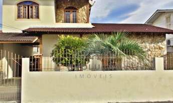 Imagem: Casa com 4 dormitórios à venda, 230 m²