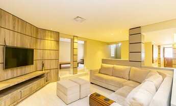 Imagem 2: Casa ampla e espaçosa com 5 dormitórios à venda, 446 m² por R$ 1.900.000 - Ahú - Curitiba