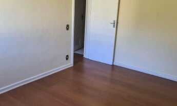 Imagem 5: Apartamento 2 quartos , sala, varanda fechada, banheiro social, cozinha (com armário), áre