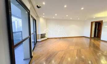 Imagem: Ótimo apartamento de 248m2 com 4 suítes