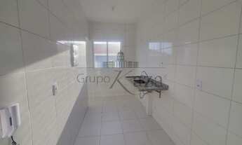 Imagem 7: Apartamento - Jardim Uirá - Residencial Edifício Rio Verde - 2 Dormitórios - 73m²