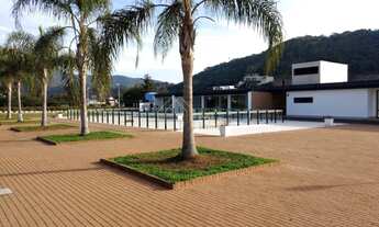 Imagem 6: Casa com 4 suítes em condomínio fechado