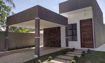 Imagem 1: Casa para venda possui 400 metros quadrados com 3 quartos