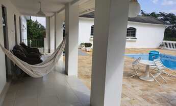 Imagem 7: Chácara para aluguel e venda possui 520 metros quadrados com 5 quartos