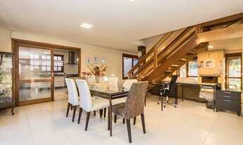 Imagem: Porto Alegre - Casa Padrão - Partenon