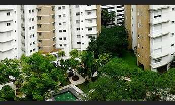 Imagem 2: Apartamento para venda tem 240 metros quadrados com 4 quartos