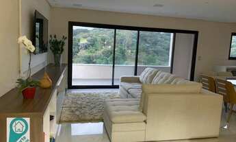 Imagem 3: Casa de Alto Padrão em Excelente Condomínio junto à Natureza! Piscina C/ Borda infinita C