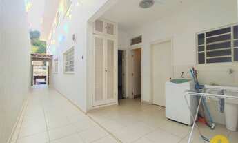 Imagem 7: Sobrado de 3 Dormitórios, 2 vagas, quintal, escritório, 2 sacadas, á Venda na Vila Ipojuca