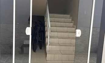 Imagem 2: Casa a venda com 4 apartamentos ?