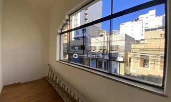 Imagem 4: Casa com 3 dormitórios para alugar, 103 m² por R$ 2.739,00/mês - São Mateus - Juiz de Fora