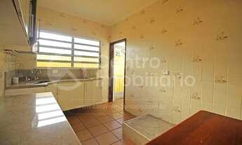 Imagem 6: CASA com 3 quartos em Peruíbe, no bairro Jardim Ribamar