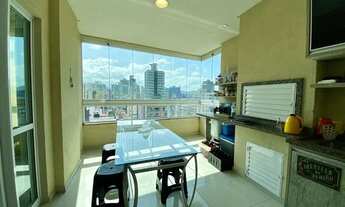 Imagem 7: Apartamento para venda possui 220 metros quadrados com 3 quartos em Meia Praia - Itapema