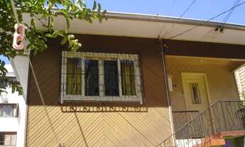 Imagem: CASA DE MADEIRA