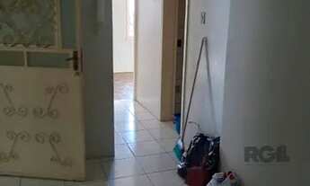 Imagem 5: Apartamento com 4 dormitórios, com uma sacada no Bairro São João