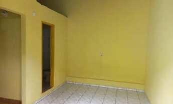 Imagem: Alugo Kitnets Próximo a UPE km7 (700 metros)