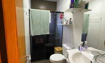 Imagem 5: Imóvel com cozinha e quarto mobiliado