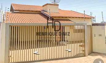 Imagem 2: ALUGA-SE Casa Ampla c/ Armários [03 Quartos], com Churrasqueira