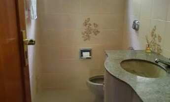 Imagem 6: Sobrado para venda possui 505 metros quadrados com 4 quartos